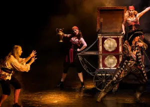 Portfolio 2 Dramatische Piratenbühne im Rampenlicht