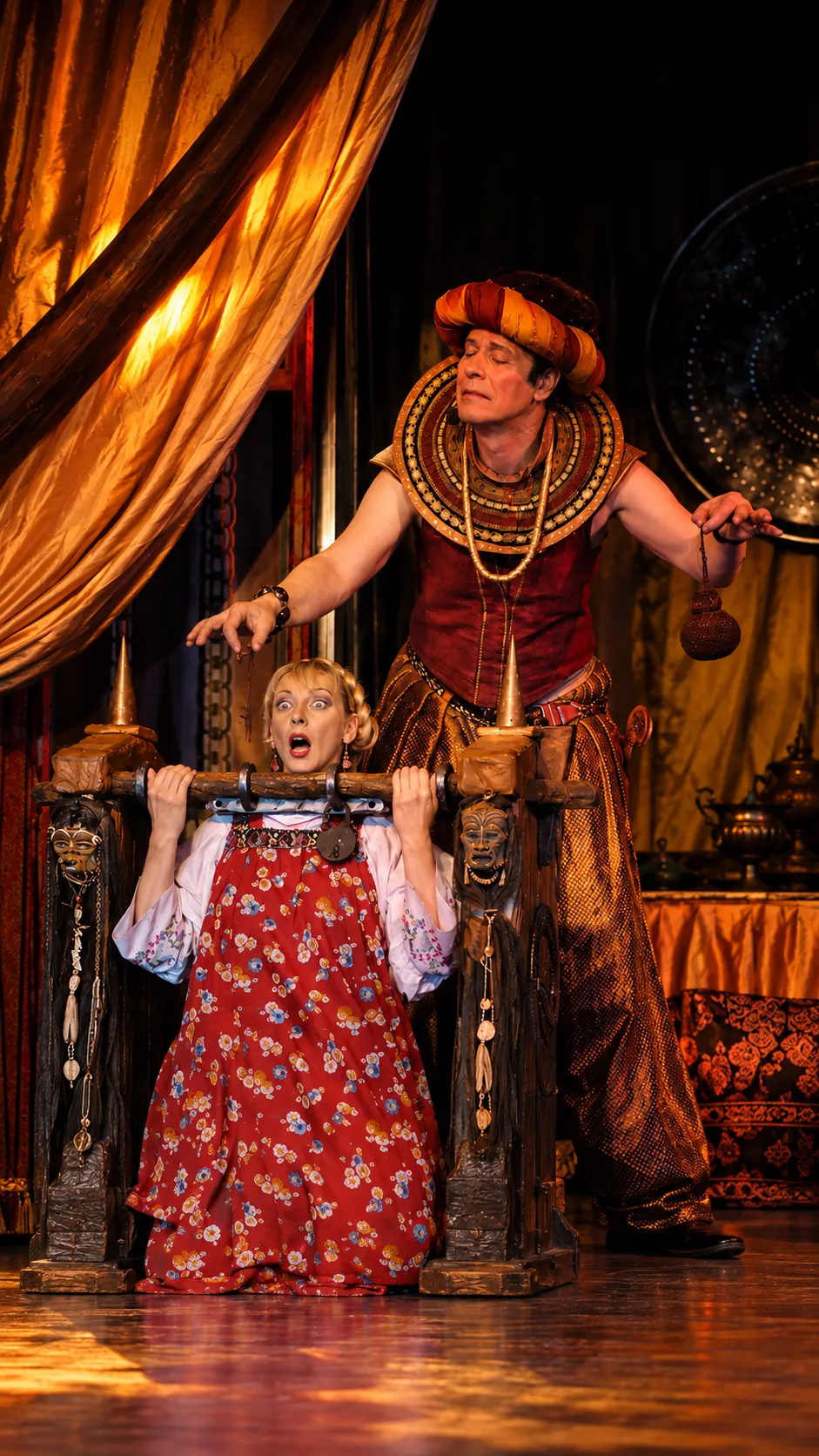 Theatralische Magie im goldenen Orient ORIENT SHOW
