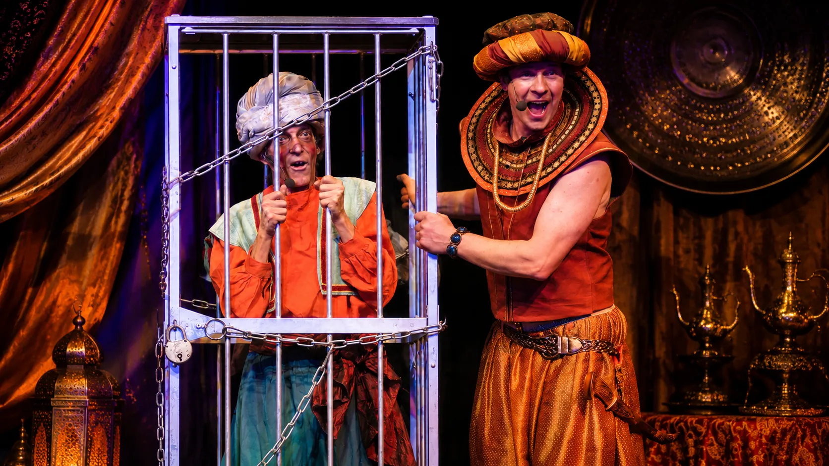 Theatralische Nacht im goldenen Käfig Orient Show mit Magie und Illusion von Magical Moments